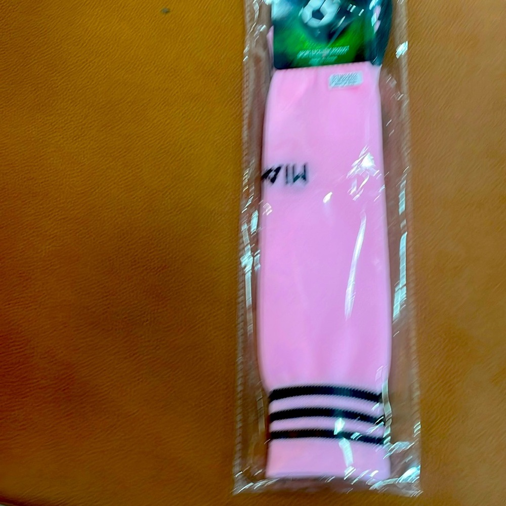 Inter miami youth socks pink.